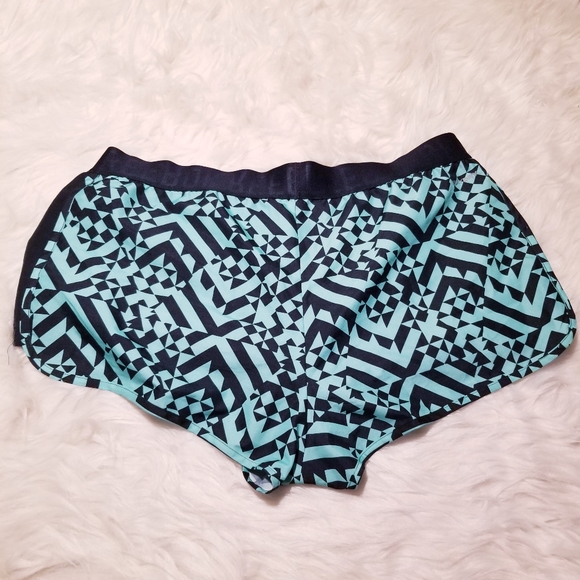 Reebok running shorts medium multi color - Picture 3 of 5